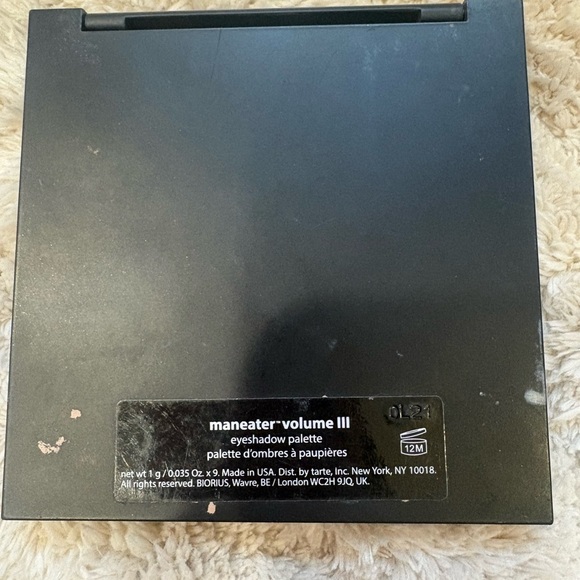 Tarte Eyeshadow Palette - maneater volume III - Picture 3 of 3